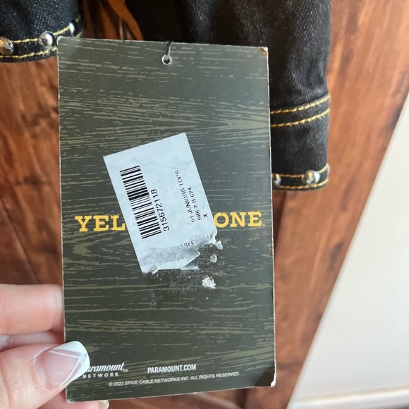 Yellowstone NWT licensed black denim brown fringe womens jacket size medium - Picture 2 of 6